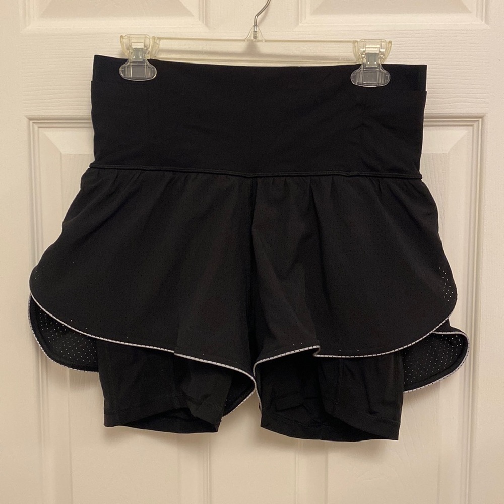 NWOT Lululemon shorts